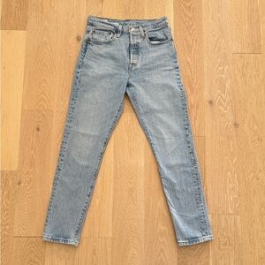 Levi's Classic Blue Straight Leg Women's Jeans